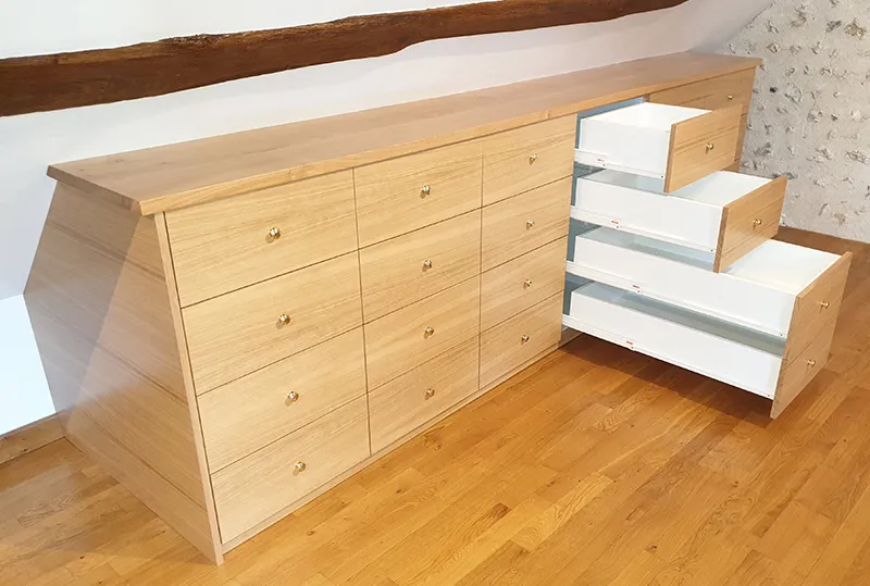 Commode mansardée sur mesure - Atelier Vibois Menuisier en ameublement à Villeneuve sur Yonne