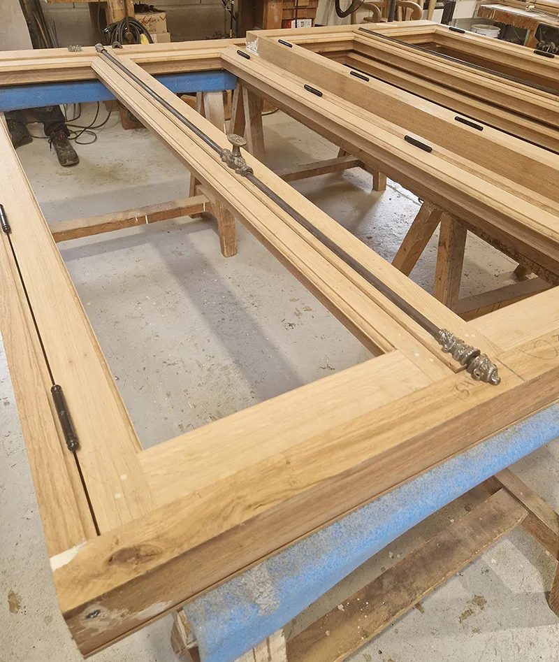 Fenêtre bois traditionnelle sur mesure - Atelier Vibois Menuisier à Villeneuve sur Yonne