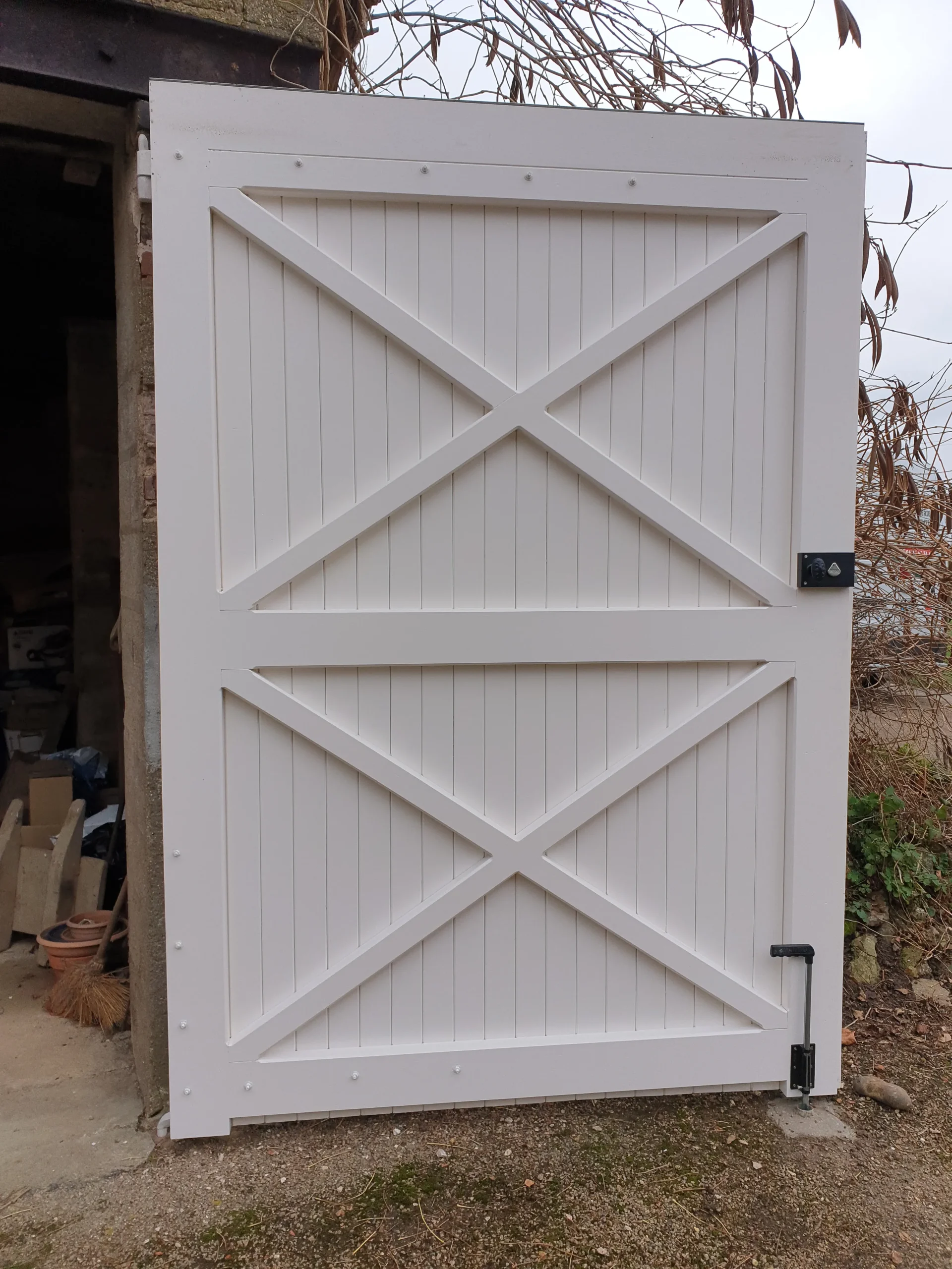 Porte de grange bois massif - Atelier Vibois Menuisier à Villeneuve sur Yonne